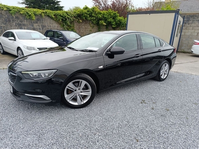 2020 - Vauxhall Insignia Manual