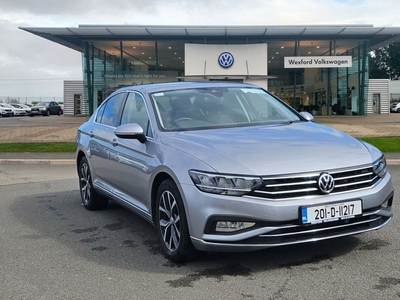 2020 - Volkswagen Passat Manual