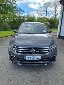 2021 - Volkswagen Tiguan Manual