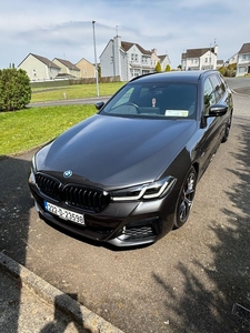 2022 - BMW 5-Series Automatic