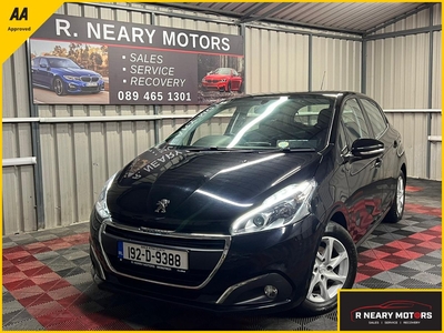 2019 - Peugeot 208 Manual