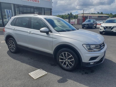 2020 (202) Volkswagen Tiguan