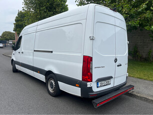 MERCEDES-BENZ SPRINTER