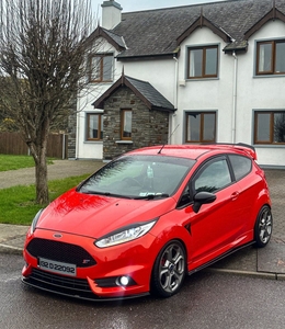 2013 - Ford Fiesta Manual