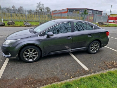 2013 - Toyota Avensis Manual