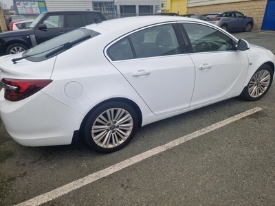 2015 - Opel Insignia Manual