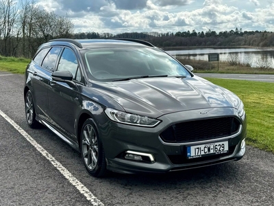 2017 - Ford Mondeo Manual