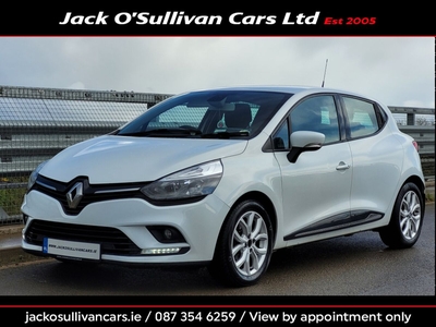 2017 - Renault Clio Manual