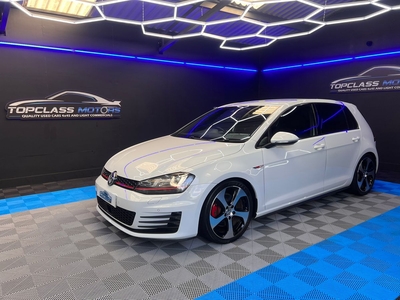 2015 - Volkswagen Golf Automatic