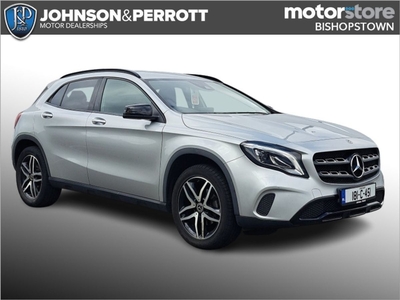 2018 - Mercedes-Benz GLA-Class Manual