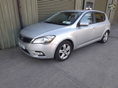 2011 - Kia Ceed Manual