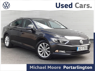 2019 - Volkswagen Passat Manual