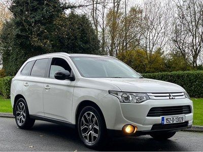 MITSUBISHI OUTLANDER