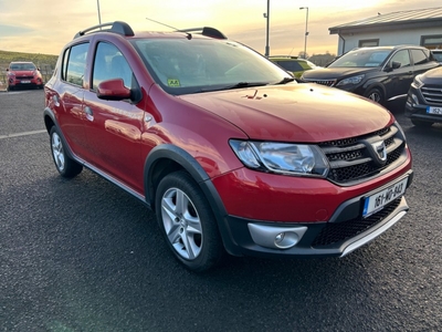 2016 (161) Dacia Sandero Stepway