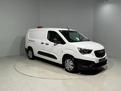 2019 (191) Opel Combo