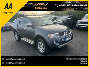 MITSUBISHI L200