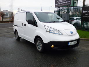 NISSAN ENV200