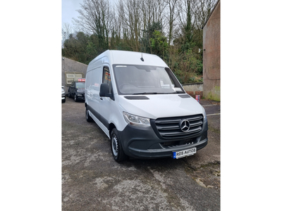 MERCEDES-BENZ SPRINTER