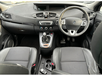 RENAULT SCENIC