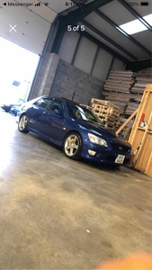 2001 - Lexus IS Manual