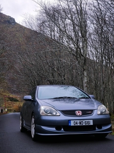 2004 - Honda Civic ---