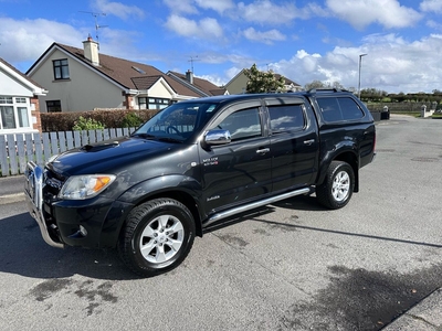 2007 - Toyota Hilux Manual