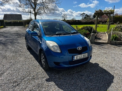 2007 - Toyota Yaris Manual