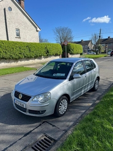 2007 - Volkswagen Polo Manual