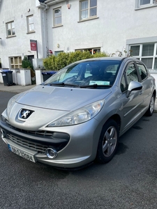 2008 - Peugeot 207 Manual