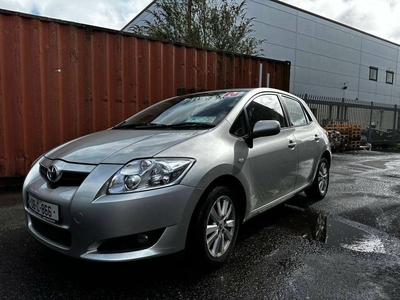 2008 - Toyota Auris Manual