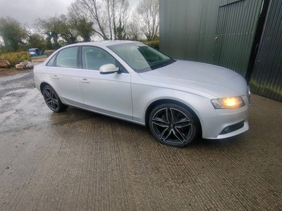 2009 - Audi A4 Manual