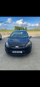 2009 - Ford Fiesta Manual