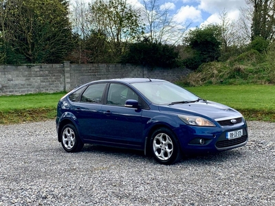 2009 - Ford Focus Manual