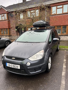 2009 - Ford S-Max Manual