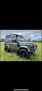 2009 - Land Rover Defender Manual