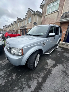 2010 - Land Rover Discovery ---