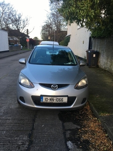 2010 - Mazda 2 Manual