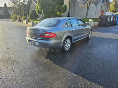 2010 - Skoda Superb Manual