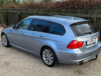 2011 - BMW 3-Series Manual