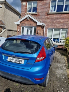 2011 - Ford Fiesta Manual