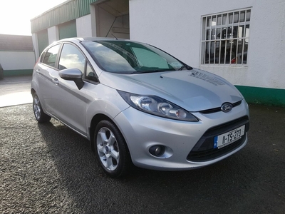 2011 - Ford Fiesta Manual