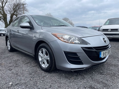 2011 - Mazda 3 Manual