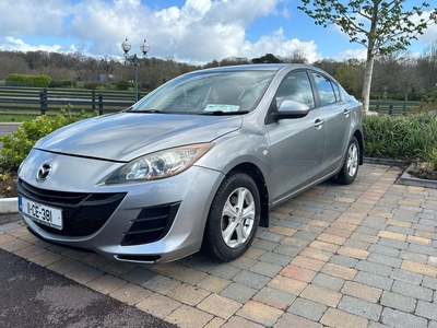 2011 - Mazda 3 Manual