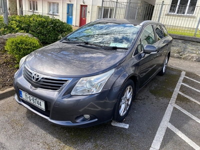 2011 - Toyota Avensis Manual