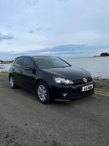 2011 - Volkswagen Golf Manual