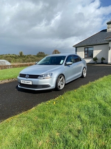 2011 - Volkswagen Jetta Manual