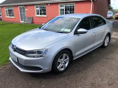 2011 - Volkswagen Jetta Manual