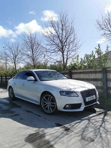 2012 - Audi A4 Manual