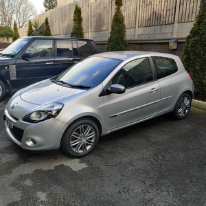 2012 - Renault Clio Manual