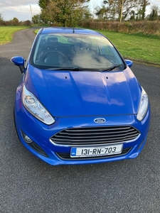 2013 - Ford Fiesta Manual